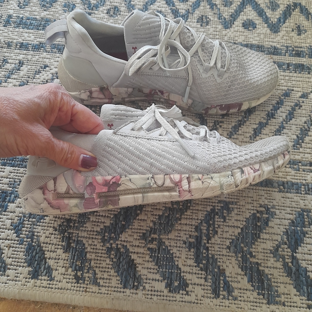 Under Armour Sneakers